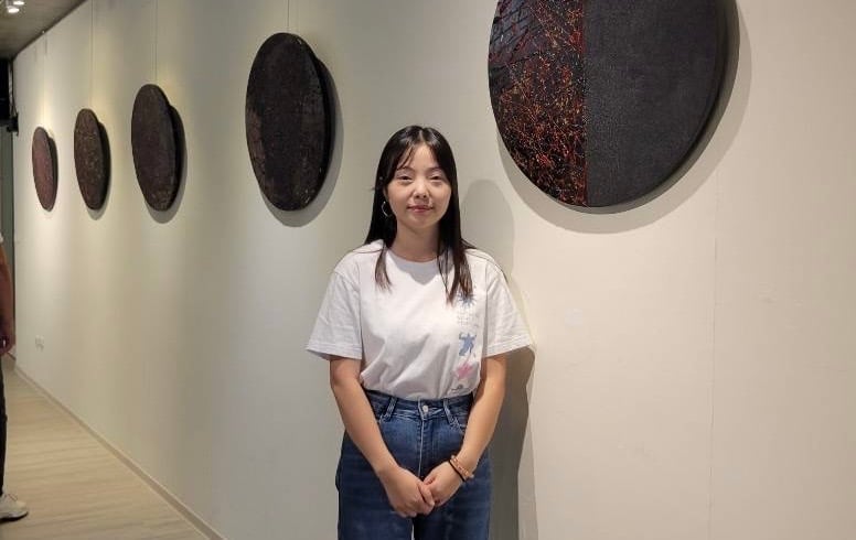新生代畫家李洋「漆語畫言」漆畫創作個展 臺東美學館登場