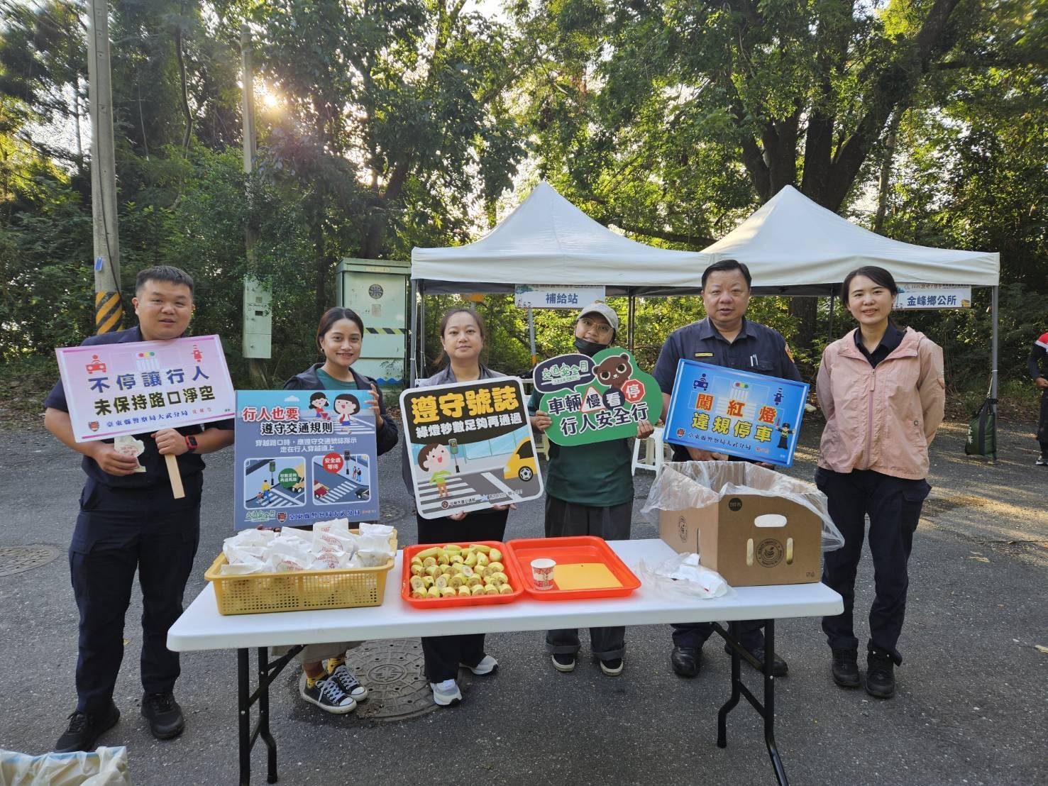 大武警協助公益馬拉松疏導交通並宣導行人安全，活動平安圓滿落幕