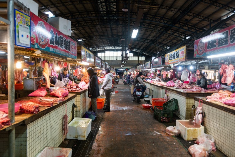 支持「溫體豬肉業者」度過難關 ! 經濟部 : 補助從寬認定 地方造冊就能申請