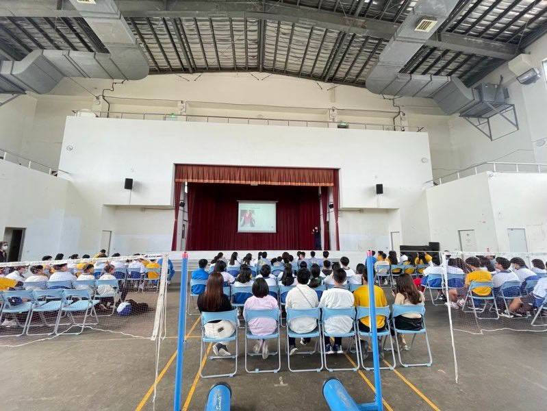 南王派出所走入卑南國中　以互動式宣導提升學生防詐與交安意識