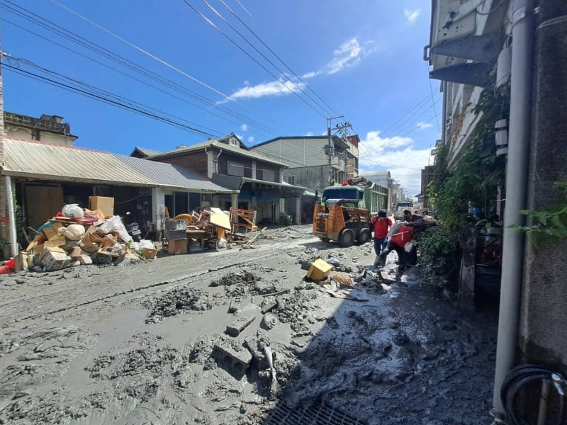 已核撥2,511件、共計8億9,285萬元 ! 內政部國土署「馬太鞍溪堰塞湖慰助金」申請案合格案件89%