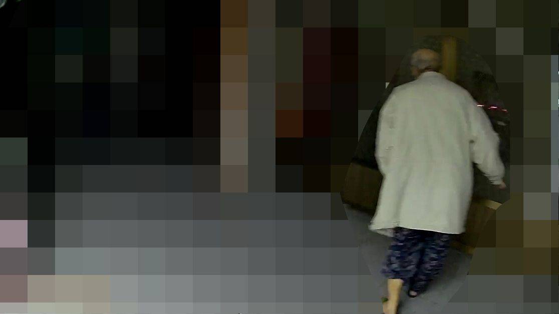 寒流夜裡不讓民眾孤單受凍　成功警察暖心守護跌倒男子返家