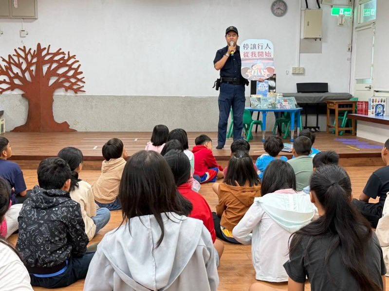 從校園開始守護安全　利嘉警察推交通與兒少保護教育