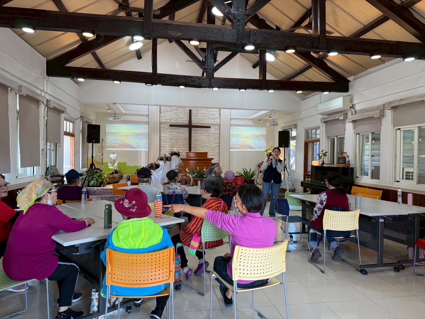 警察局少年警察隊賓朗社區文健站宣導