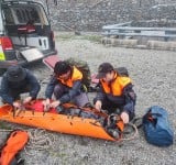 登山跌倒疑似骨折  台東消防即時出動　關山嶺山步道成功救援傷者