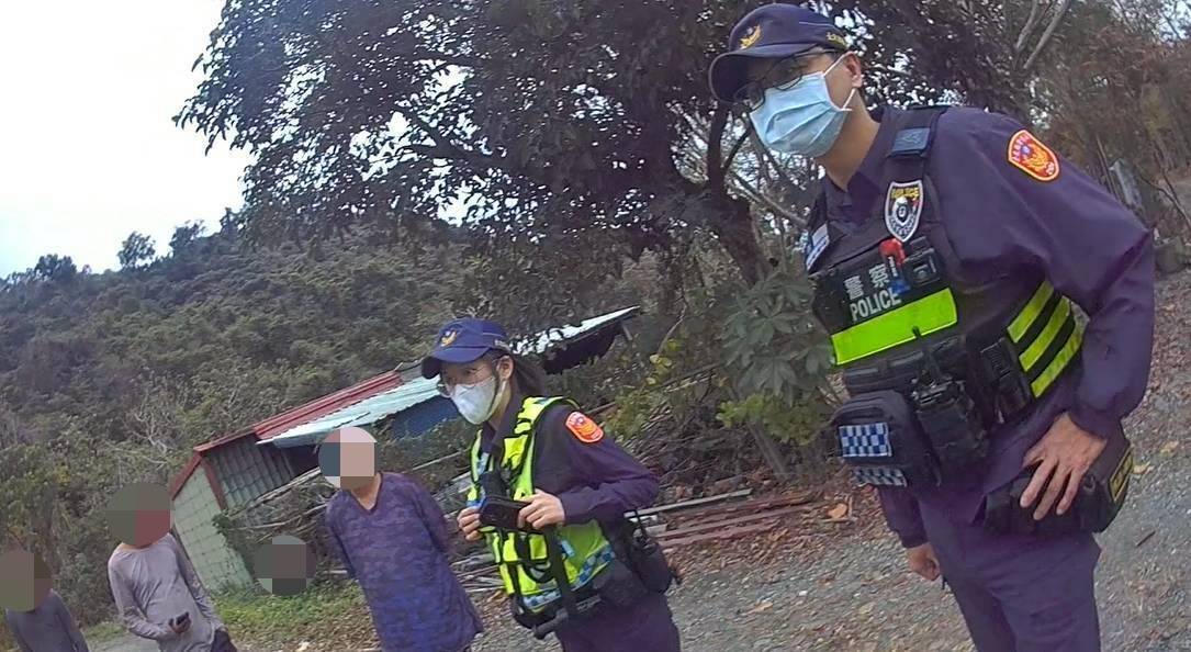 違規載運生雞糞恐污染環境　關山警察通報農業主管機關依法裁罰並籲守法