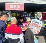 校園跳蚤市場宣導交通安全　警民攜手打造安心環境