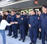 新春送暖慰問臺東警察同仁，縣長議長等人感謝堅守崗位