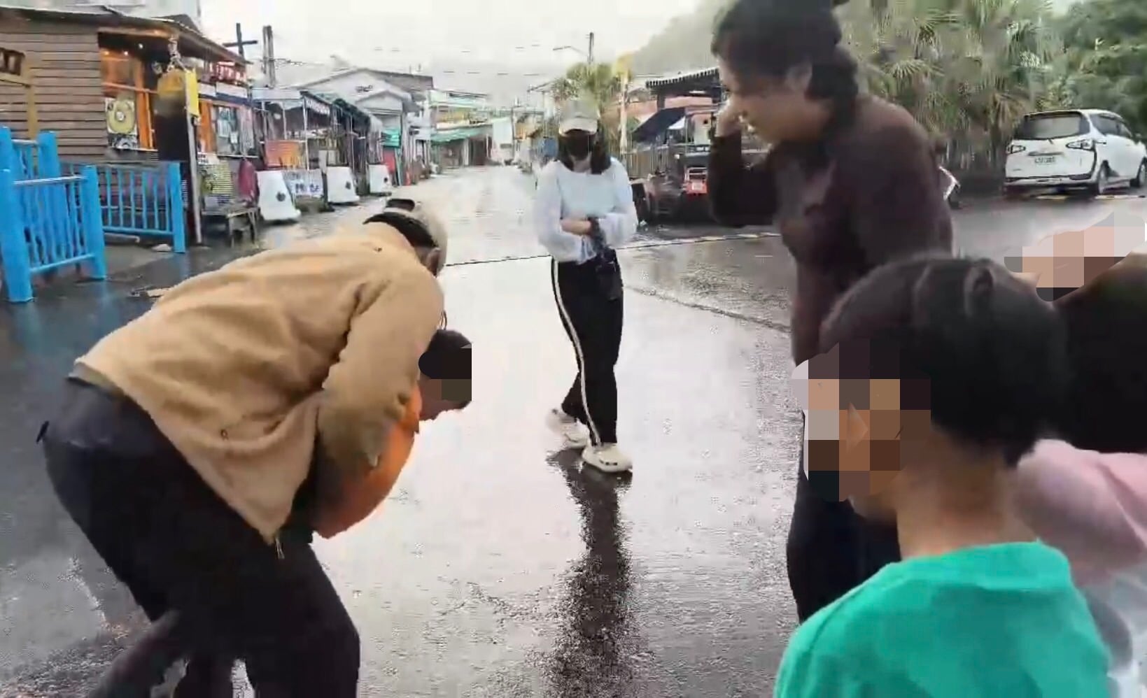 金崙幼女「誤吞彈珠」一度危急 民宿業者哈姆立克法救回