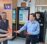 小年夜暖心送祝福！林宏昇局長走訪關山分局發紅包　期勉春節守護鄉親平安