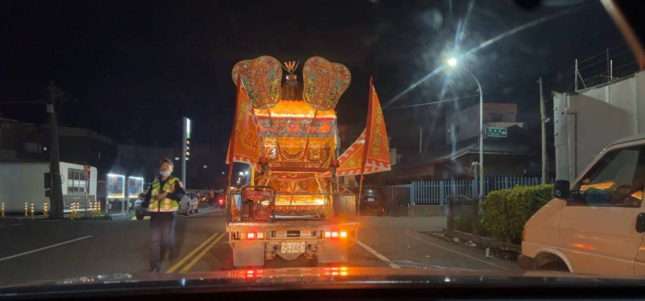 元宵遶境勤務遇幼童昏迷　臺東警察即時護送就醫化解危機