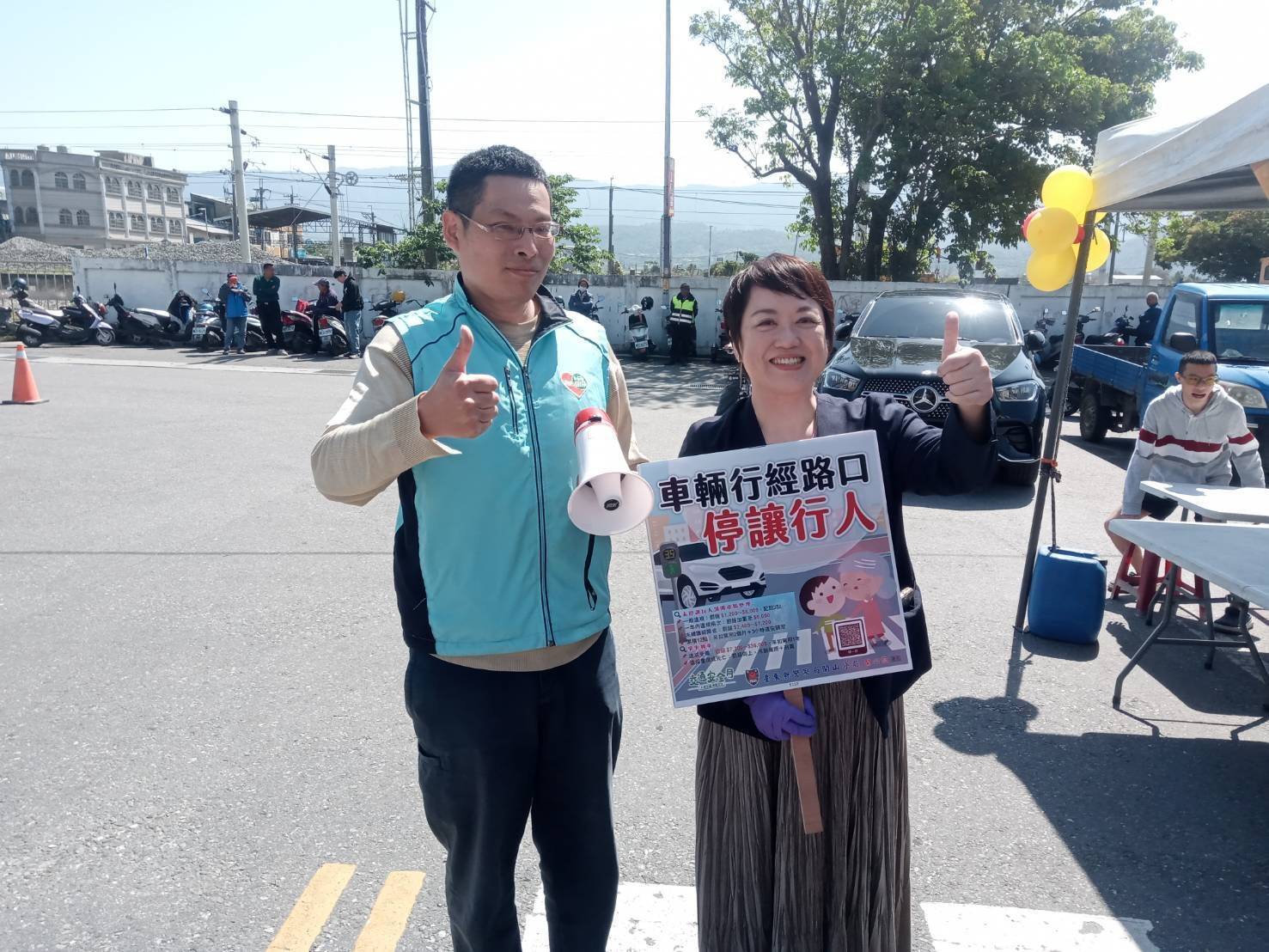 農民節慶典不忘安全！關山警察設攤宣導交安防詐　寓教於樂守護農友