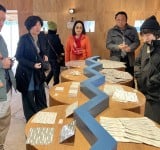 饒慶鈴率團見證千葉縣市里見小學轉型文藝基地