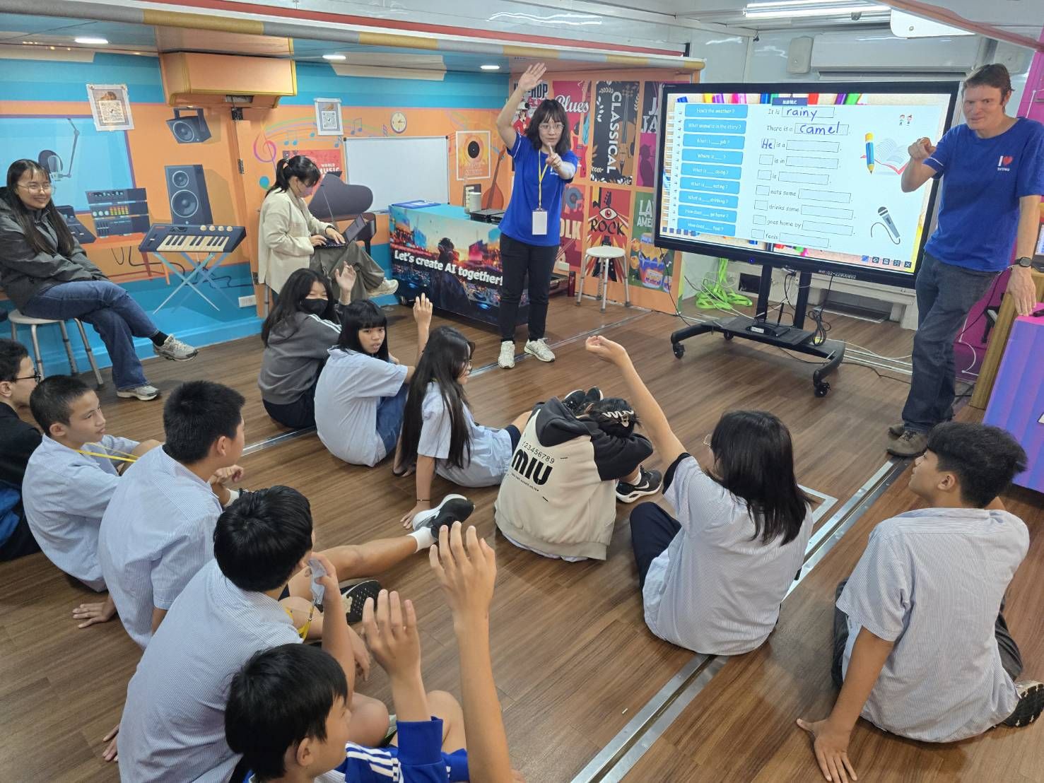 綠島學生首登英語行動列車 開啟學習新體驗