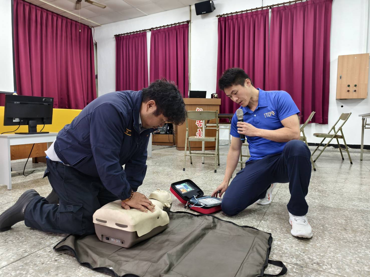 強化緊急應變能力 成功警察分局辦理民防義警AED訓練