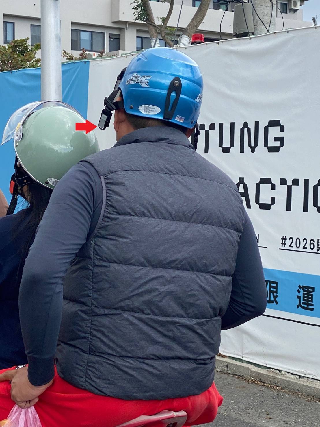 安全帽未繫緊風險高 ! 縣警察局呼籲: 戴正確、戴穩妥