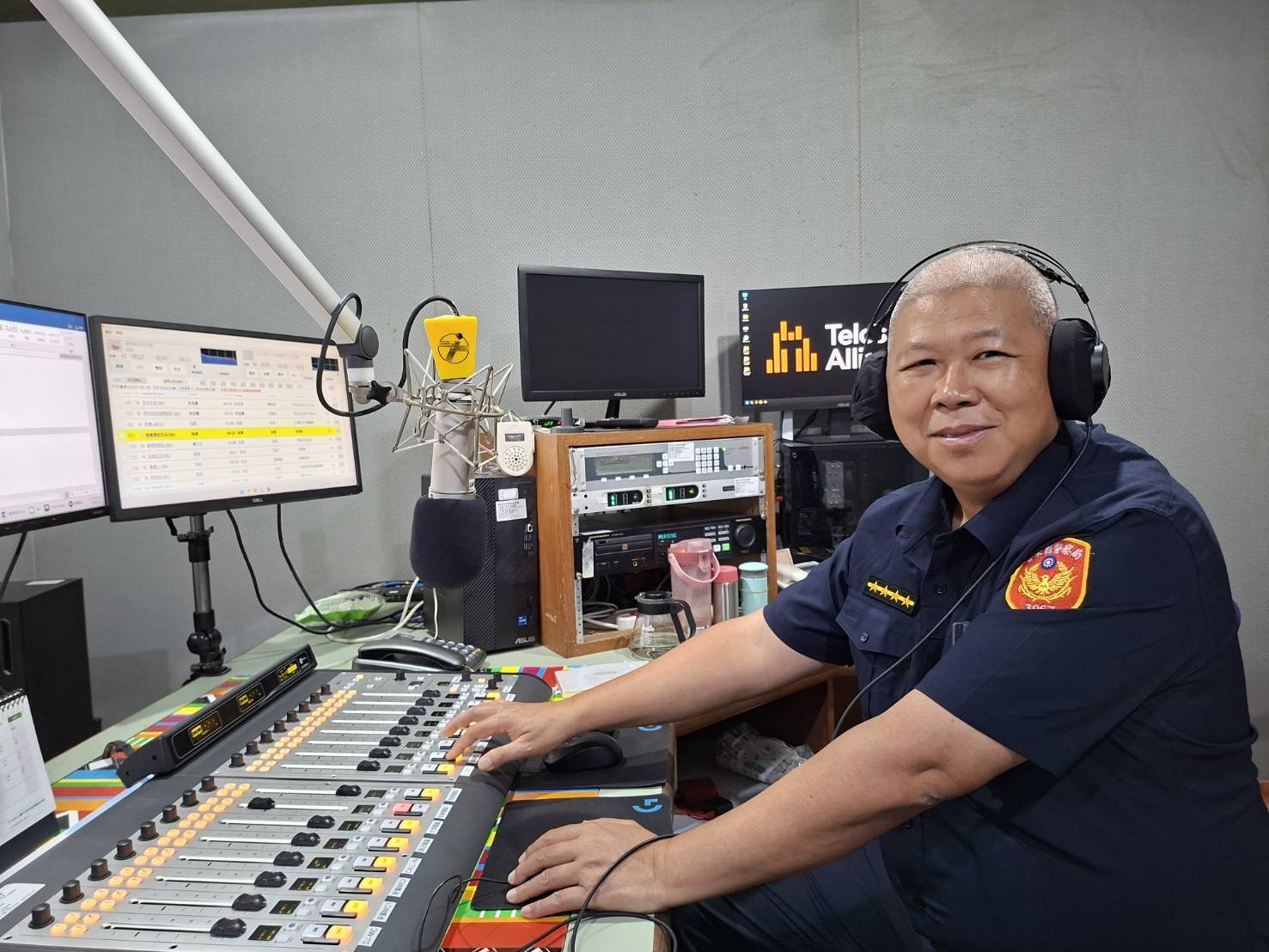 警察廣播電臺 所長，早安 開講　成功警察分局深入剖析投資詐騙與交通安全