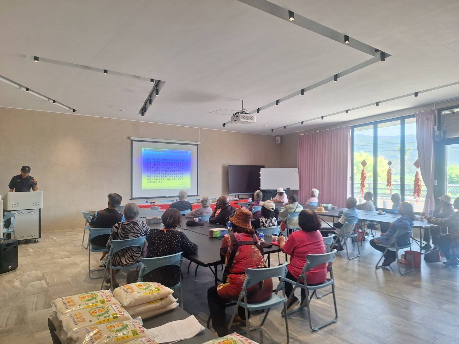 凝聚警民力量，大武警察分局新化部落召開社區會議