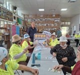 東河分駐所前進活動中心　交通防詐二段式宣導守護鄉親安全