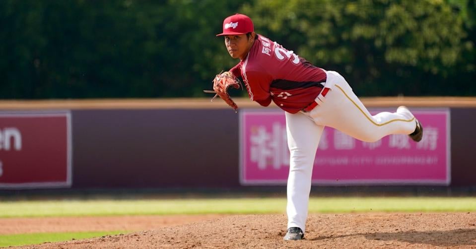 市區PUB喝到天亮「無照酒駕」肇事 ! 樂天桃猿中止投手李育朋契約