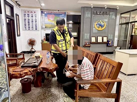男子異鄉求職迷途　馬蘭警察暖心協助返家