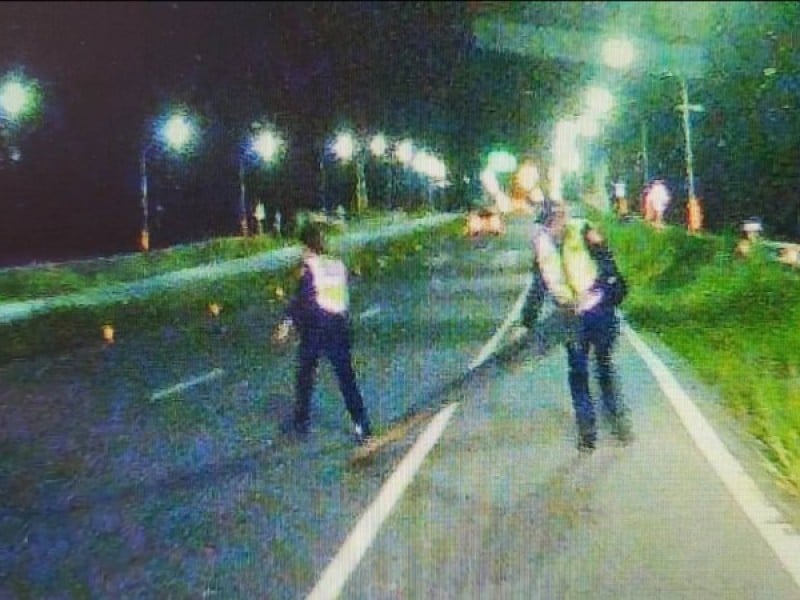 關山警即時排除「奪命木棧板」