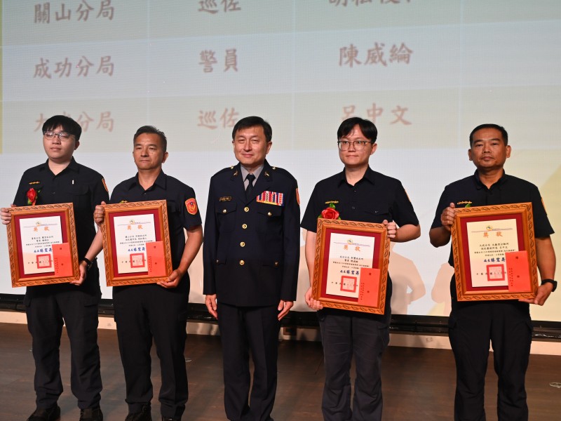 歡慶115年警察節 東警展現卓越治安成果，共創安居樂業幸福城市