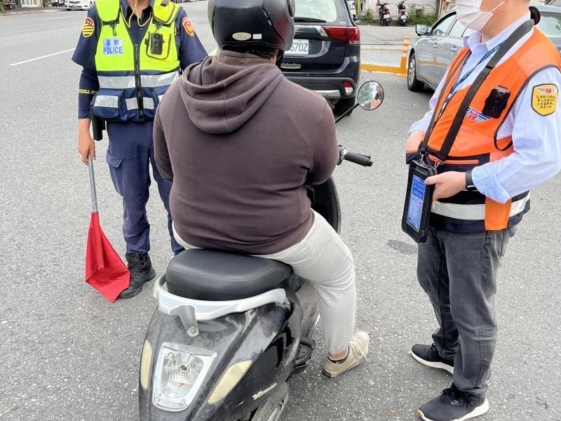 不用駕照雖方便　還是務必要守規