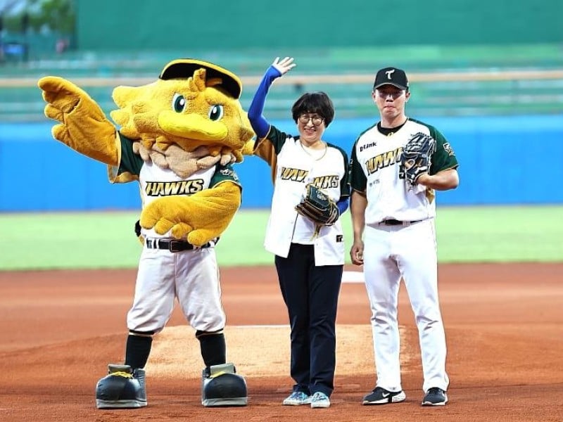 台鋼雄鷹台東主場四場賽事 饒慶鈴縣長爭取縣民回饋票 7/4開放索票 邀請鄉親踴躍進場支持！