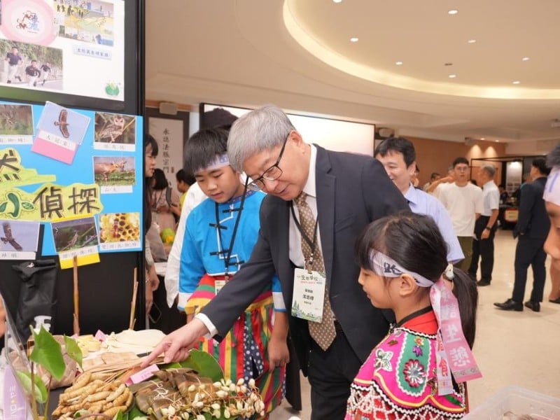 2校通過「臺美生態學校認證」泰源國小獲頒全縣首面綠旗