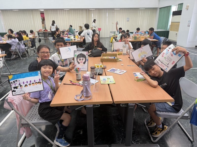 臺東郵局舉辦暑期親子集郵研習營