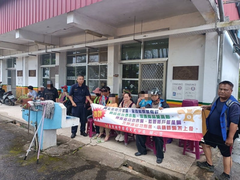 把握部落豐年祭人潮，宣導交安反詐護民眾