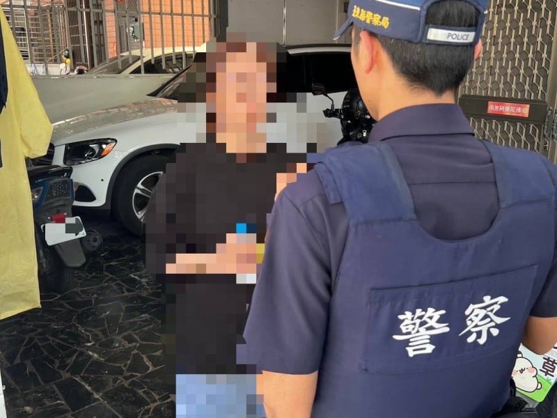 暖警傾聽伸援手細心安撫，自掏腰包購餐暖胃更暖心
