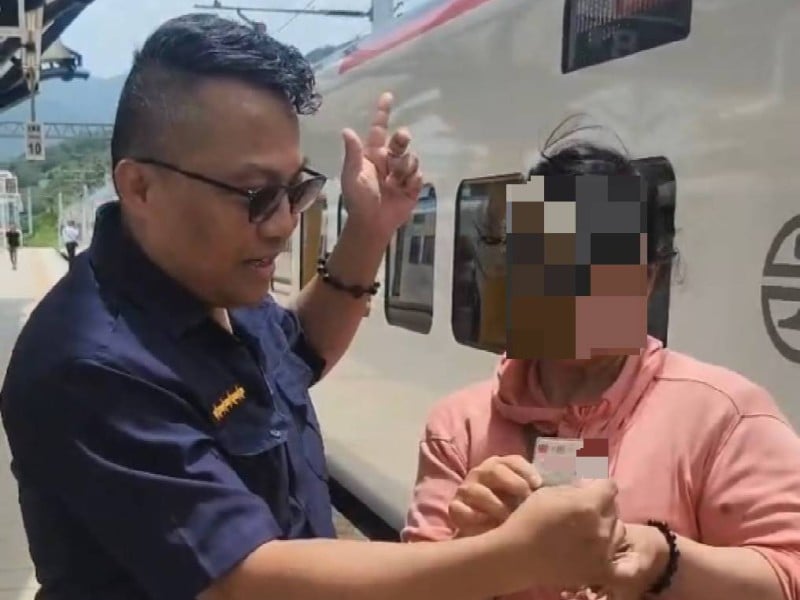 暖警休假不打烊，親送證件解民憂