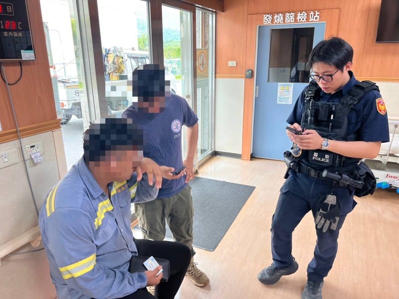 工程人員突遭虎頭蜂襲擊　池上警即刻護送就醫化險為夷