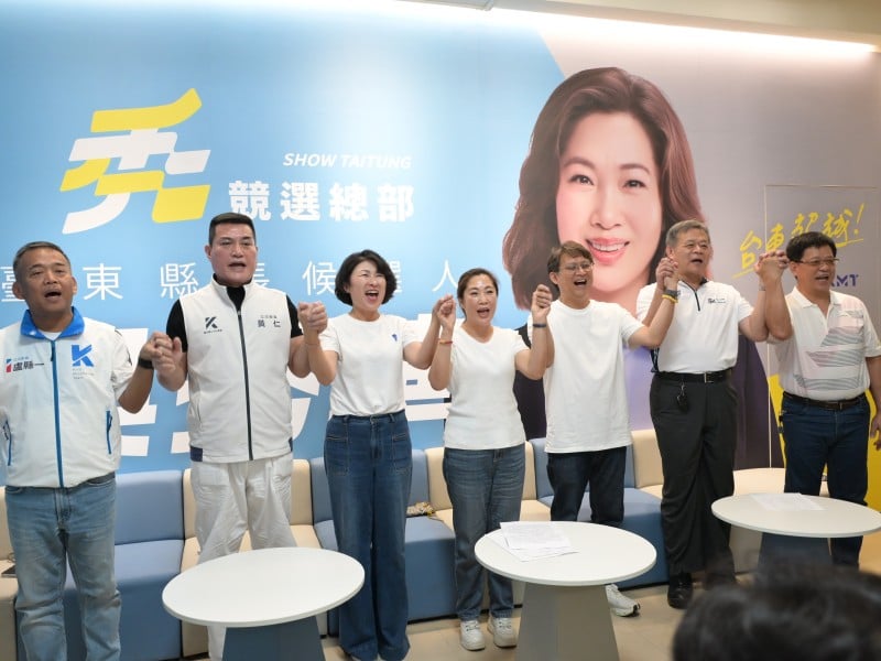 吳秀華競選團隊正式亮相　饒慶鈴大擁抱力挺 黃健庭跨海送暖　國民黨團結迎戰　吳秀華：正面選舉、拒絕抹黑