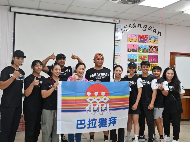 吳秀華勉勵巴拉雅拜龍舟隊　第四度征戰韓國釜山力拚國際榮耀