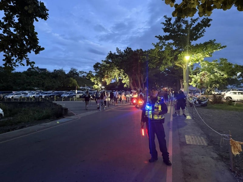 警友會熱氣球最終場暖心慰勞，數萬人潮「爆棚」護活動圓滿落幕