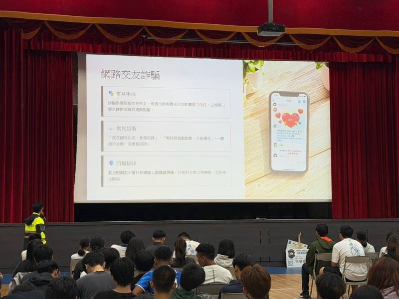 青春不迷惘、交通更安全，深入校園宣導法治觀念
