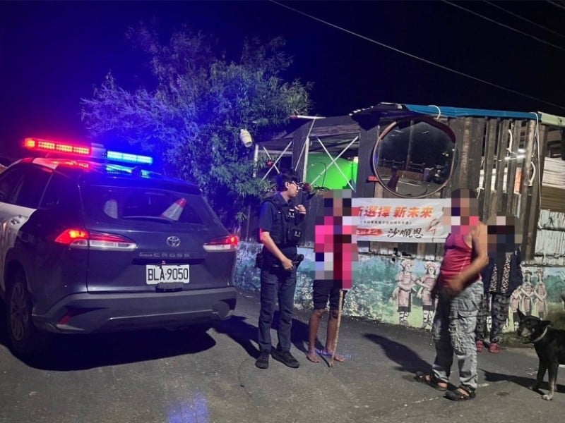 初鹿警沿臺9線夜尋離家婦人