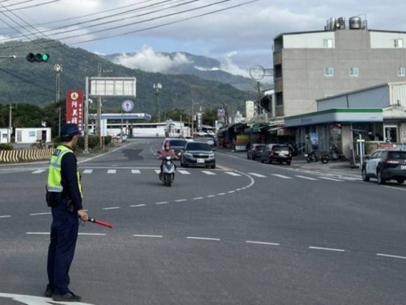 中秋佳節返鄉出遊 東警加強交通疏導