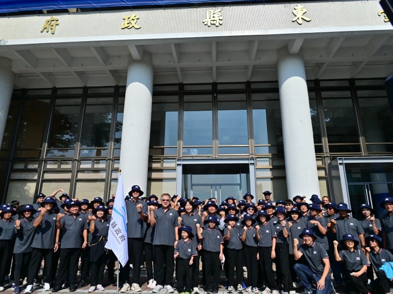 全民運動會臺東縣代表隊今授旗 ! 副縣長林宏義勉勵選手