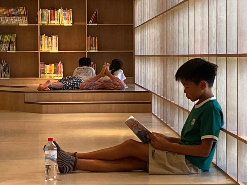 圖書館03_7c8e4c30b48f71de.jpeg
