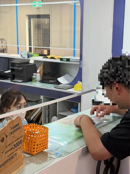 143298_5d388.jpg