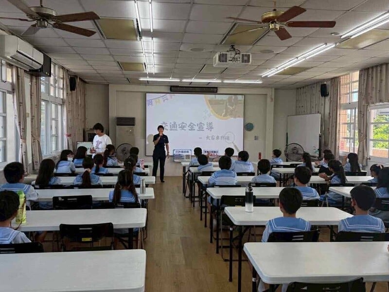 98431_0.jpg