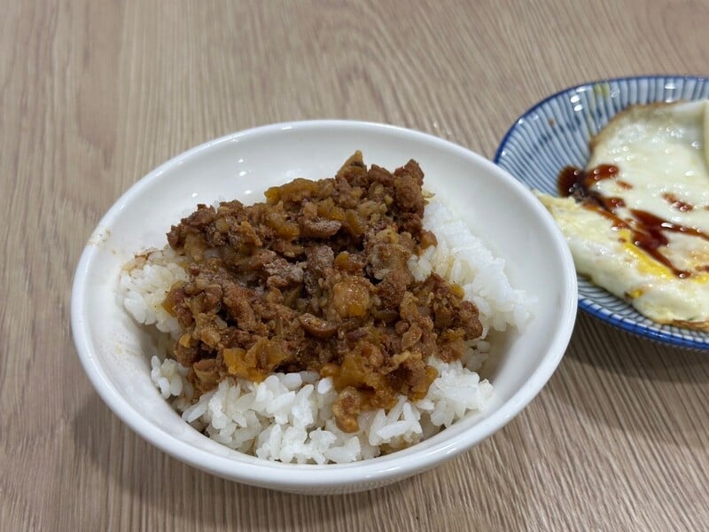 LINE_ALBUM_豬記食堂_250206_1.jpg