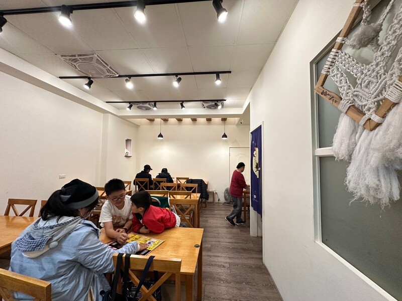 LINE_ALBUM_九條牛_241227_2.jpg