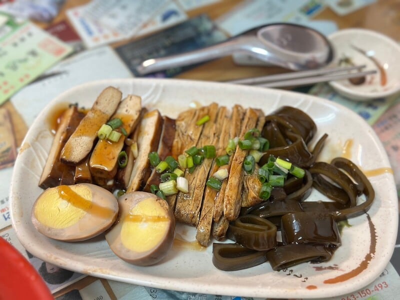 LINE_ALBUM_南台灣牛肉麵_241016_2.jpg