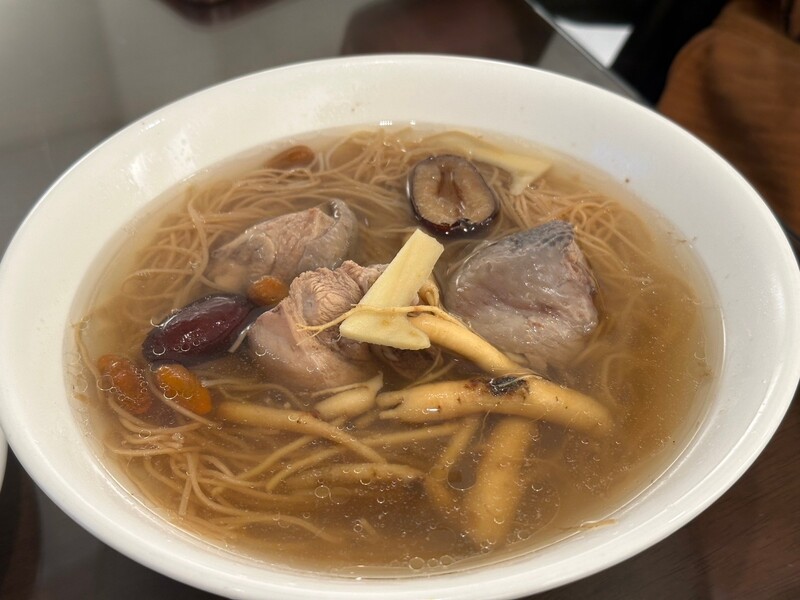 LINE_ALBUM_東皇排骨酥麵_250307_2.jpg