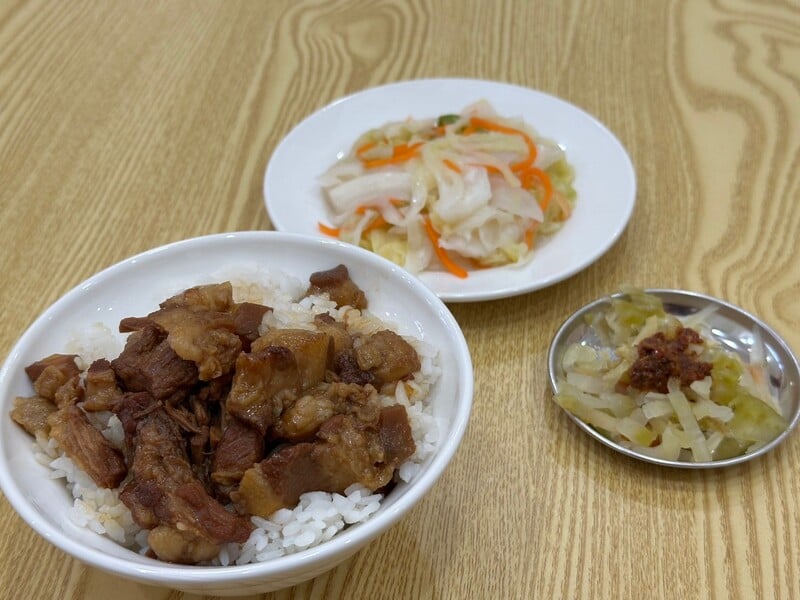 LINE_ALBUM_陳家牛肉麵_250117_6.jpg